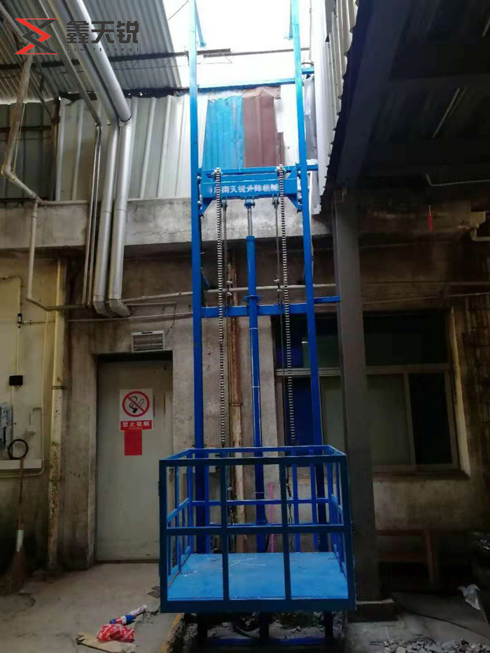 天水导轨式升降货梯